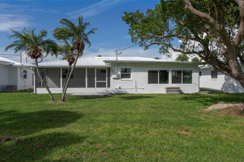 Villa ou maison à vendre à Pinellas Park, Floride: 2 chambres, 108.23 m2 № 2220412 - photo 29