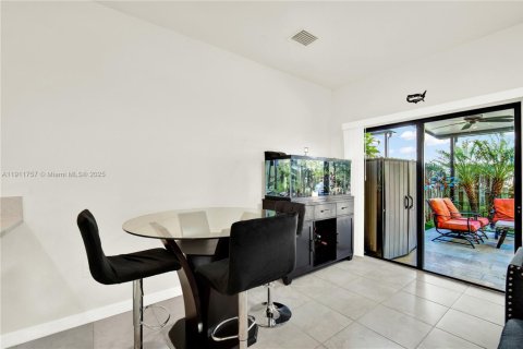 Touwnhouse à vendre à Homestead, Floride: 3 chambres, 141.58 m2 № 1966801 - photo 19