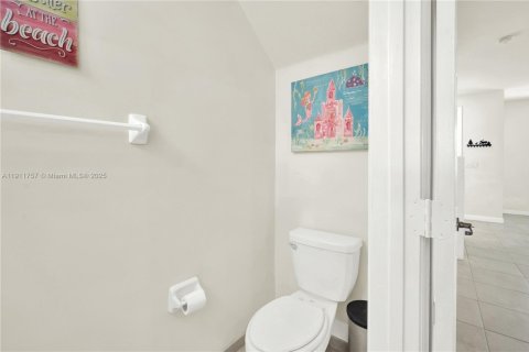 Touwnhouse à vendre à Homestead, Floride: 3 chambres, 141.58 m2 № 1966801 - photo 25