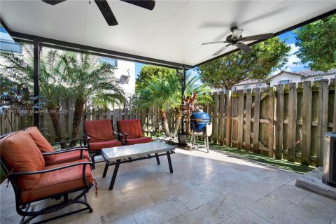 Touwnhouse à vendre à Homestead, Floride: 3 chambres, 141.58 m2 № 1966801 - photo 5