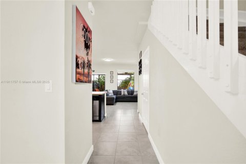 Touwnhouse à vendre à Homestead, Floride: 3 chambres, 141.58 m2 № 1966801 - photo 15