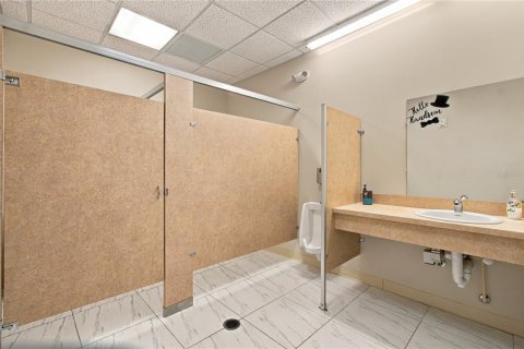 Immobilier commercial à vendre à Valrico, Floride: 1862.69 m2 № 2425279 - photo 21
