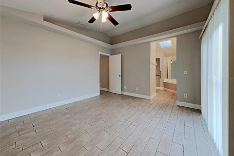 House in Apopka, Florida 3 bedrooms, 103.12 sq.m. № 2221764 - photo 16