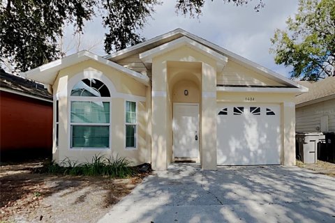 House in Apopka, Florida 3 bedrooms, 103.12 sq.m. № 2221764