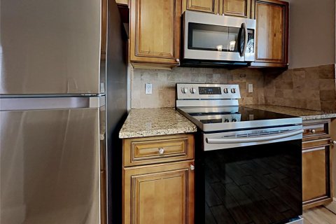 House in Apopka, Florida 3 bedrooms, 103.12 sq.m. № 2221764 - photo 5