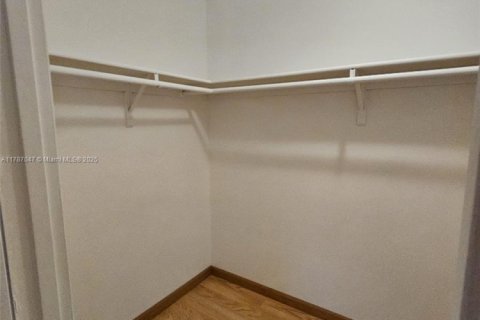 Купить кондоминиум в Майами, Флорида 3 спальни, 161.37м2, № 1937472 - фото 12