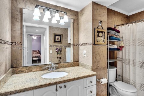 Adosado en venta en Pembroke Park, Florida, 2 dormitorios, 97.18 m2 № 2154293 - foto 24
