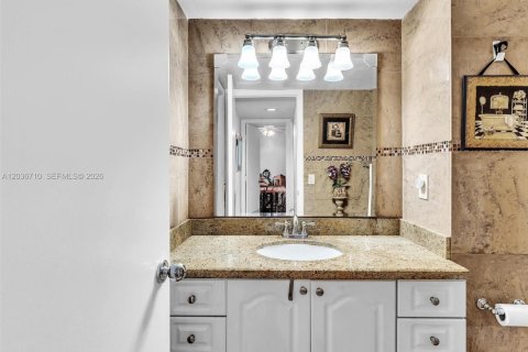 Adosado en venta en Pembroke Park, Florida, 2 dormitorios, 97.18 m2 № 2154293 - foto 23