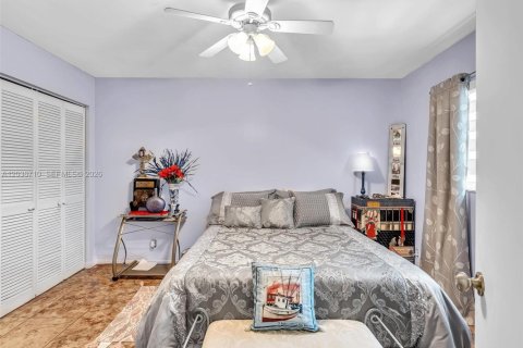 Adosado en venta en Pembroke Park, Florida, 2 dormitorios, 97.18 m2 № 2154293 - foto 28