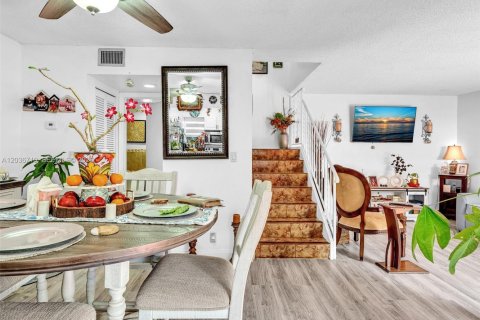 Adosado en venta en Pembroke Park, Florida, 2 dormitorios, 97.18 m2 № 2154293 - foto 17