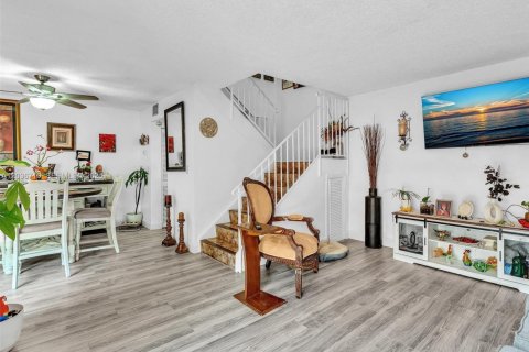 Adosado en venta en Pembroke Park, Florida, 2 dormitorios, 97.18 m2 № 2154293 - foto 5