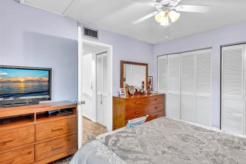 Adosado en venta en Pembroke Park, Florida, 2 dormitorios, 97.18 m2 № 2154293 - foto 29
