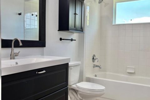 Townhouse in Kissimmee, Florida 4 bedrooms, 151.06 sq.m. № 2205171 - photo 10