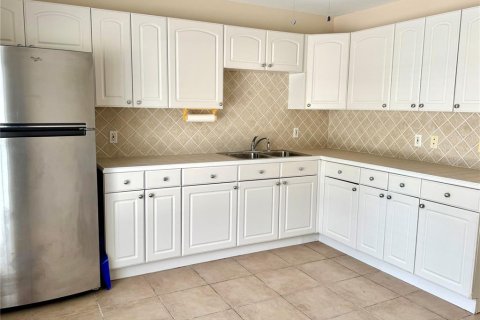 Propiedad comercial en alquiler en Lake Placid, Florida, 159.98 m2 № 1829858 - foto 14
