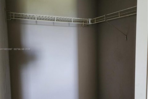 Купить кондоминиум в Дейви, Флорида 2 спальни, 80.92м2, № 2008885 - фото 4