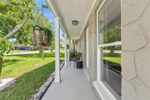 Villa ou maison à vendre à Clearwater, Floride: 3 chambres, 83.61 m2 № 2354643 - photo 6