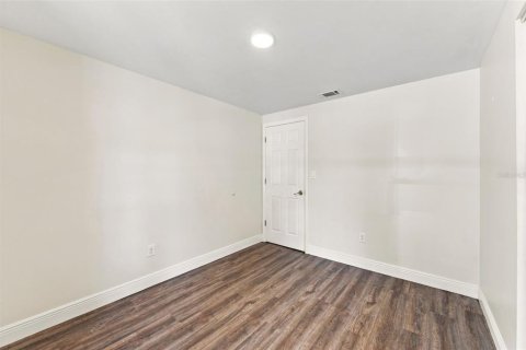 Villa ou maison à vendre à Clearwater, Floride: 3 chambres, 83.61 m2 № 2354643 - photo 18
