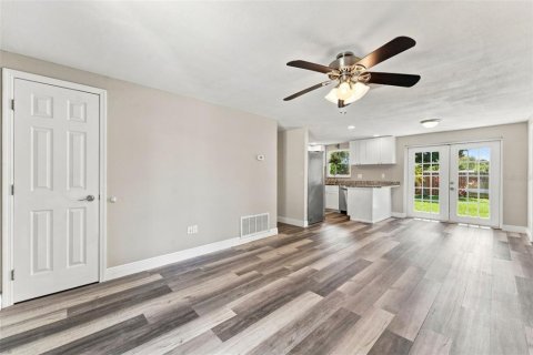 Villa ou maison à vendre à Clearwater, Floride: 3 chambres, 83.61 m2 № 2354643 - photo 9