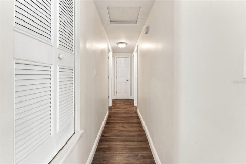 Villa ou maison à vendre à Clearwater, Floride: 3 chambres, 83.61 m2 № 2354643 - photo 16