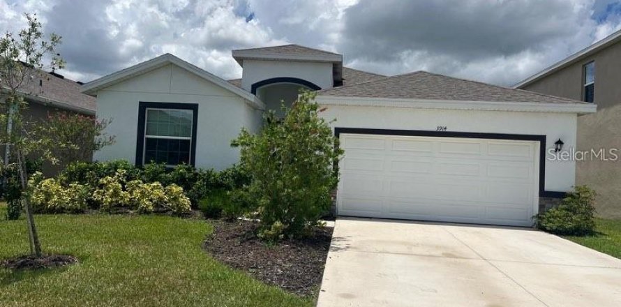 House in Bradenton, Florida 4 bedrooms, 189.06 sq.m. № 1840151