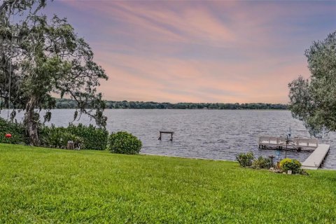 House in Groveland, Florida 5 bedrooms, 270.53 sq.m. № 1787719 - photo 3