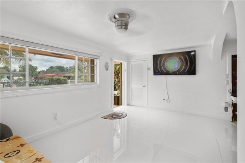 Villa ou maison à vendre à Homestead, Floride: 4 chambres, 149.57 m2 № 1978762 - photo 2