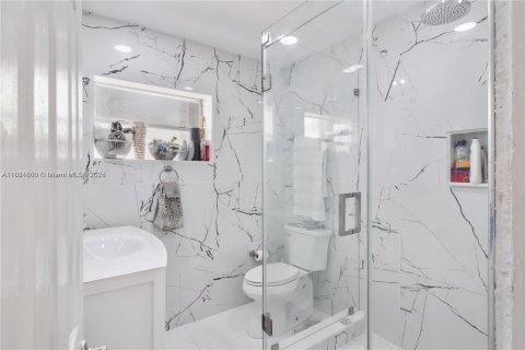 Villa ou maison à vendre à Homestead, Floride: 4 chambres, 149.57 m2 № 1978762 - photo 6