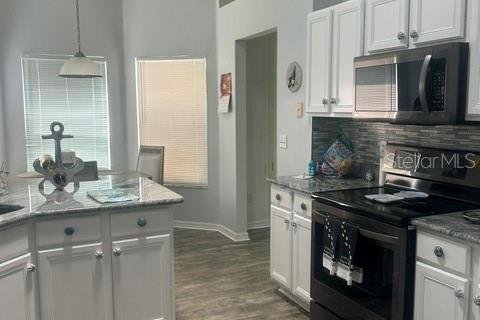 Villa ou maison à vendre à Leesburg, Floride: 2 chambres, 143.91 m2 № 2353350 - photo 2