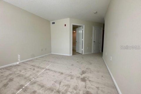 Condo in Orlando, Florida, 2 bedrooms № 2217123 - photo 11
