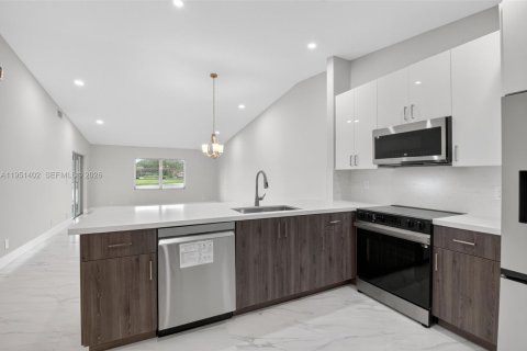 Casa en venta en Boca Raton, Florida, 2 dormitorios, 117.24 m2 № 2010112 - foto 16