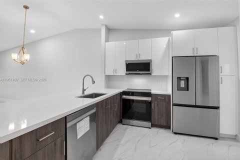 Casa en venta en Boca Raton, Florida, 2 dormitorios, 117.24 m2 № 2010112 - foto 7