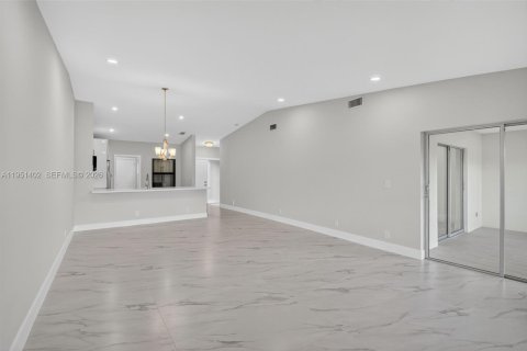 Casa en venta en Boca Raton, Florida, 2 dormitorios, 117.24 m2 № 2010112 - foto 12