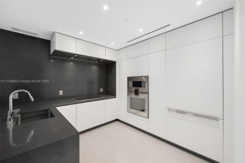 Condominio en venta en Miami, Florida, 2 dormitorios, 146.6 m2 № 1480636 - foto 11