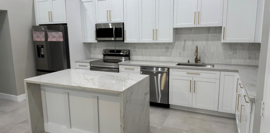 Condo à Delray Beach, Floride, 2 chambres  № 2077557