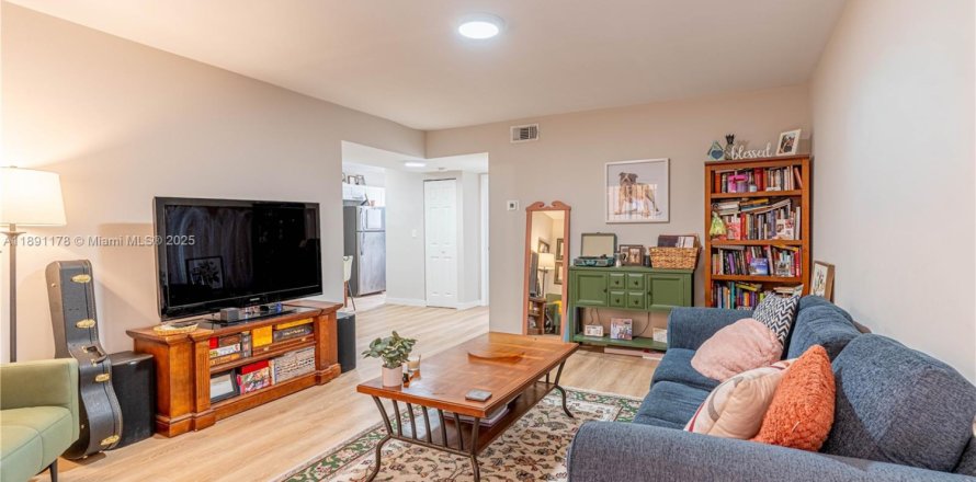 Condo à Miami, Floride, 2 chambres № 1951399