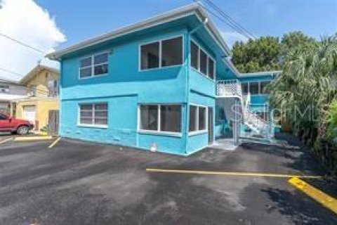 Appartement à louer à Clearwater, Floride: 2 chambres, 97.55 m2 № 1866340 - photo 1