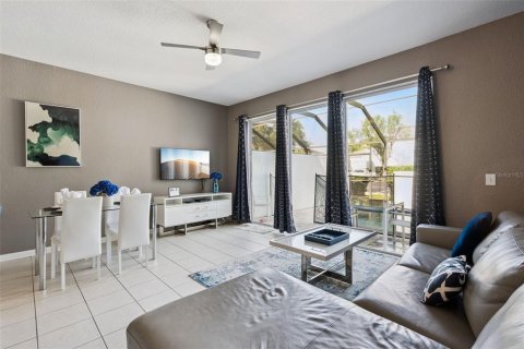 Touwnhouse à vendre à Kissimmee, Floride: 3 chambres, 133.78 m2 № 2220958 - photo 6