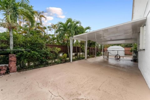Casa en venta en Miami Gardens, Florida, 4 dormitorios, 154.78 m2 № 1963982 - foto 7