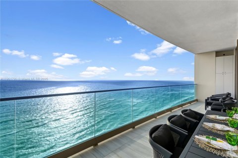 Condo in Sunny Isles Beach, Florida, 4 bedrooms № 1955402 - photo 29