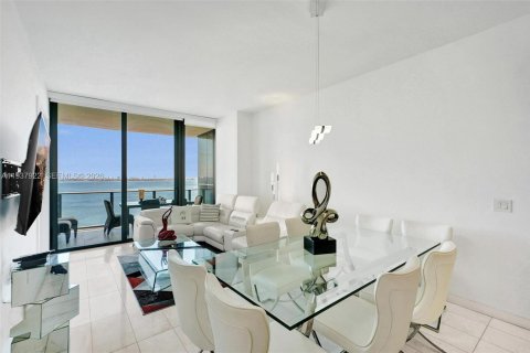 Купить кондоминиум в Майами, Флорида 2 спальни, 106.19м2, № 2053520 - фото 7