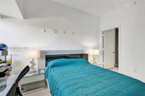 Купить кондоминиум в Майами, Флорида 2 спальни, 106.19м2, № 2053520 - фото 17