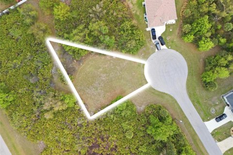 Terreno en Rotonda, Florida № 2212140