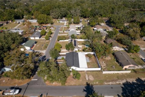 House in Zephyrhills, Florida 4 bedrooms, 211.26 sq.m. № 2207316 - photo 3