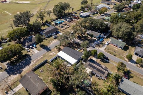 House in Zephyrhills, Florida 4 bedrooms, 211.26 sq.m. № 2207316 - photo 9