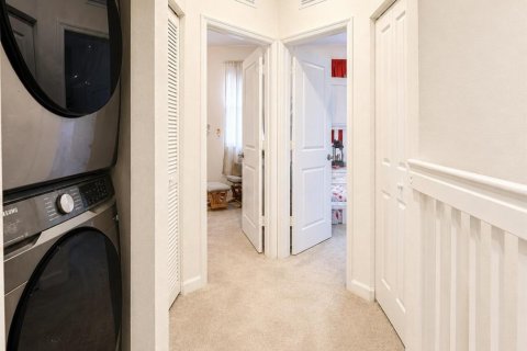 Touwnhouse à vendre à Miami, Floride: 3 chambres, 149.76 m2 № 2304142 - photo 13