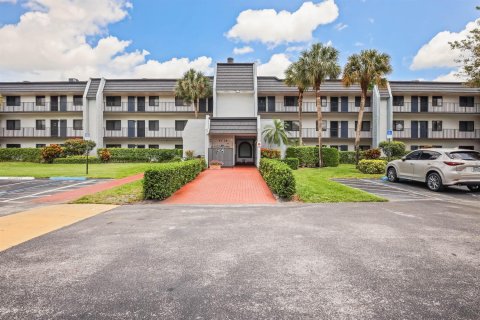 Condominio en Lake Worth, Florida, 1 dormitorio № 2245599