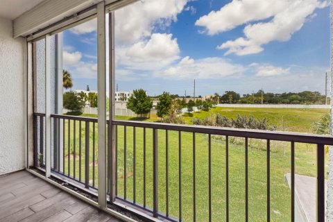 Condominio en venta en Lake Worth, Florida, 1 dormitorio, 66.52 m2 № 2245599 - foto 9