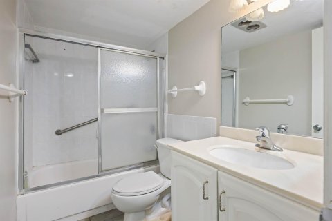 Condominio en venta en Lake Worth, Florida, 1 dormitorio, 66.52 m2 № 2245599 - foto 13