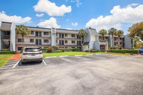 Condominio en venta en Lake Worth, Florida, 1 dormitorio, 66.52 m2 № 2245599 - foto 15