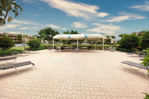 Condominio en venta en Lake Worth, Florida, 1 dormitorio, 66.52 m2 № 2245599 - foto 17